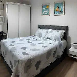 Aconchegante à 200m De Casa de Férias